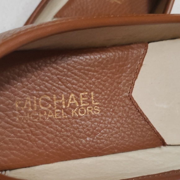MICHAEL Michael Kors Flat - Picture 4 of 8